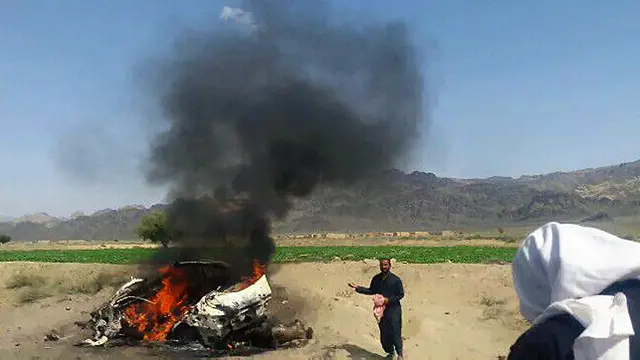 طالبانو څلور ورځې وروسته ومنله چې ددوی مشر ملا اختر منصور د بلوچستان ایالت سرحدي سیمه نوشکي کې د امریکا بې پیلوټه الوتکې برید کې وژل شوی.