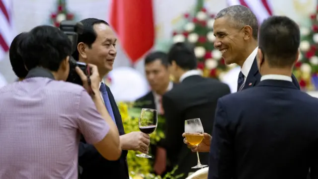Buổi tiệc trưa được tổ chức đón mừng Tổng thống Mỹ.
