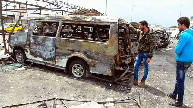 Pembunuhan massal pada Senin (yang diklaim dilakukan oleh kelompok yang menyebut diri mereka Negara Islam) dengan spektrum yang luas telah memberikan wawasan bagaimana beragam dan kompleks masyarakat ini.