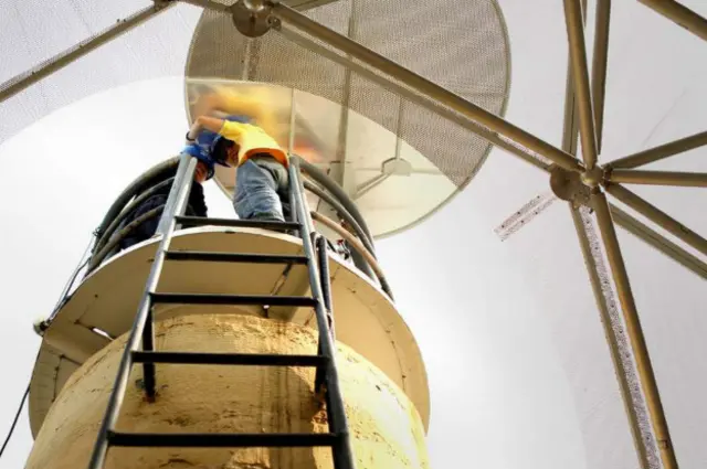 El enorme telescopio de China simboliza el renacimiento científico del país.