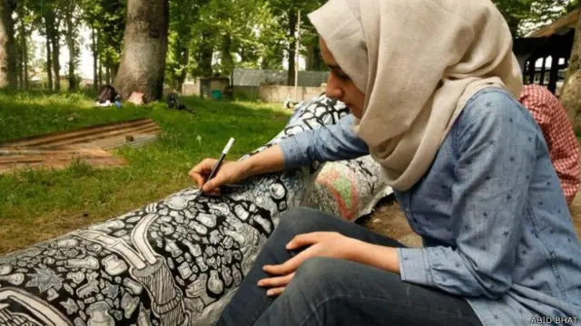 चिनार के दरख़्त