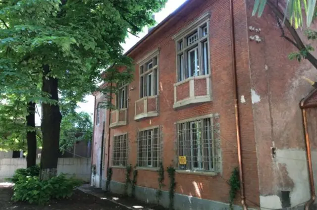 「葉宅」看上去很普通