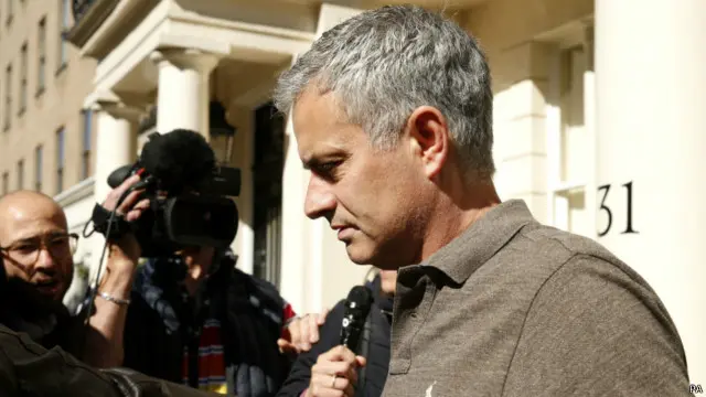 جوزے میرینو کو اگلے چوبیس گھنٹوں میں مانچسٹر یونائٹیڈ کا کوچ مقرر کیے جانے کا امکان ہے