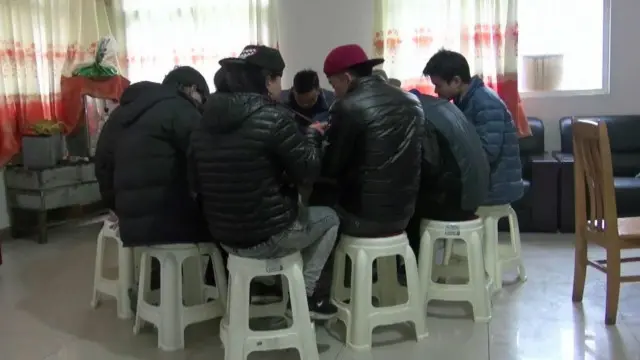 Trabajadores de la mina de bitcoins