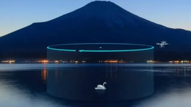 مي درون يمكن برمجتها للعودة للمنزل بمفردها والدوران حول أهداف هامة وتصويرها فيديو بكاميرا عالية الدقة 