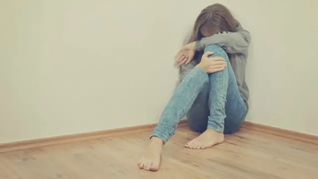 پروفیسر کارمین پریانتے کا کہنا ہے کہ انسان کے مدافعتی نظام میں تبدیلیوں کی وجہ اس کی زندگی میں پیش آنے والے پریشان کن واقعات بھی بنتے ہیں جو مستقبل میں ڈپریشن کی وجہ بھی بن سکتے ہیں