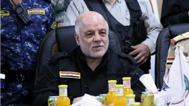 اجتمع العبادي مع القادة الميدانيين والأمنيين للقوات المشاركة في عمليات الفلوجة.