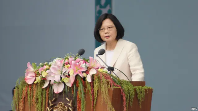 蔡英文就任台湾总统后，也开始实施“新南向政策”，将经济开发转往东南亚。并表示这样可以让台湾在亚太区域经济的共同体，扮演更多元的角色。（BBC特约郑仲岚摄于现场）