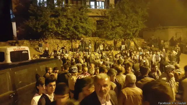 Yaralıların Uludere Devlet Hastanesi'ne kaldırıldıkları bildiriliyor