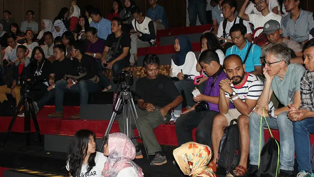 Penonton di auditorium Galeri Indonesia Kaya.