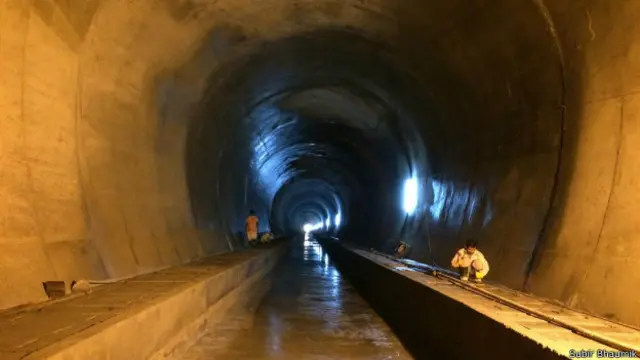 सुरंगें