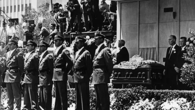 Entierro de Marilyn Monroe