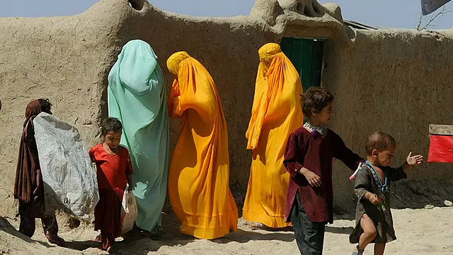 حالیہ دنوں میں ایسی کئی پاکستانی خواتین کو طلاق ہوچکی ہے جو شوہروں کے ہمراہ سرحد پار جانے پر راضی نہیں تھیں