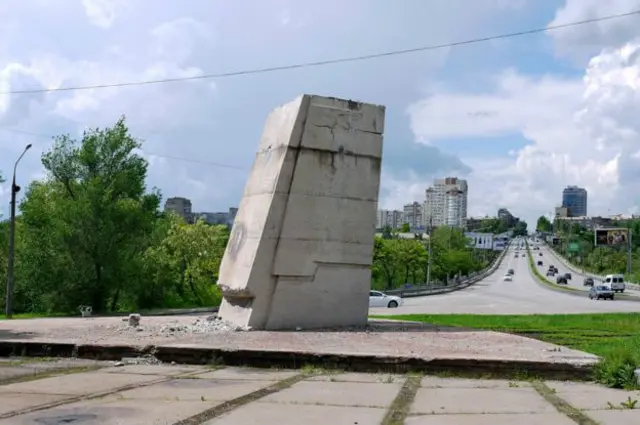 пьедесталы