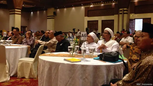 Sejumlah pembicara dan tamu yang hadir seperti pemimpin Front Pembela Islam, FPI, Riziek Shihab.