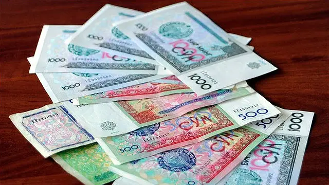 Penza va Arbekovodagi fohishalar Xola ichki kiyimdagi fotosuratda