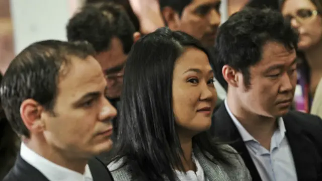 Mark Vito Villanella, Keiko Fujimori y Kenji Fujimori