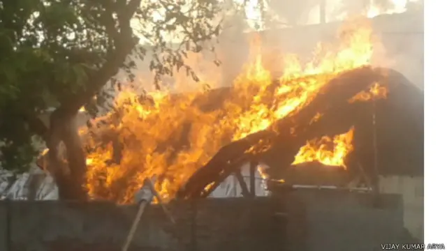 मथुरा में हिंसा