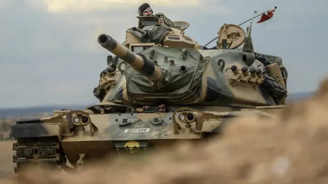 Türkiye'nin Menbic harekatını şimdilik uzaktan takip ettiği belirtiliyor.