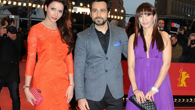 عمران ہاشمی اپنی اہلیہ پروین کے ساتھ