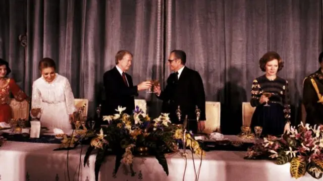 Prezident Carter və şah İran inqilabından az əvvəl