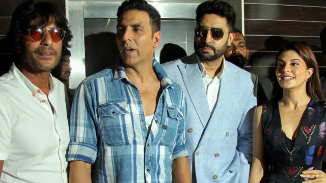 اکشے کمار، چنکی پانڈے اور ابھیشیک بچن ایک ساتھ