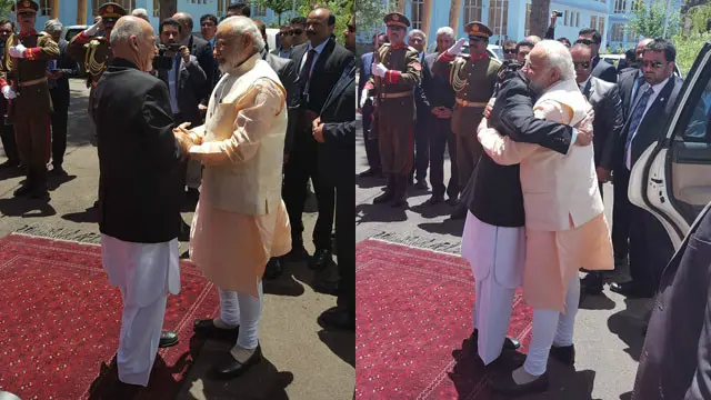 استقبال آقای غنی از مودی 