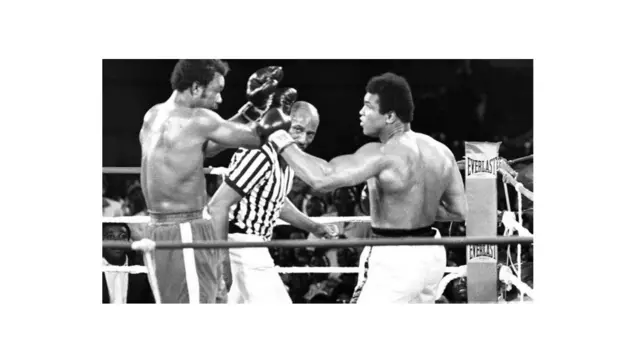 محمد علي د ۱۹۷۴ کال اکتوبر میاشت کې د سیالۍ پرمهال.