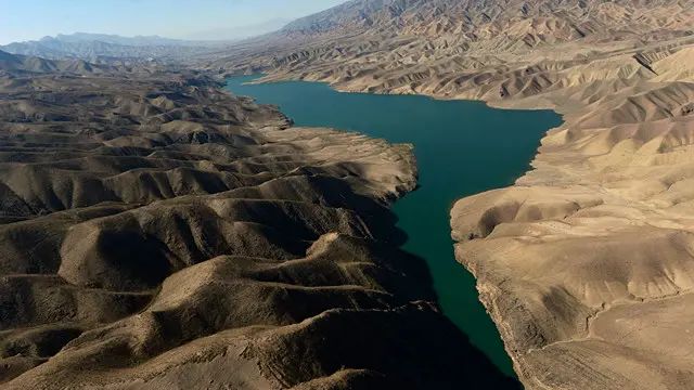 دغه بند ۸۰ زره هکټاره ځمکه خړوبوي او د ۴۲ مېګاواټه برېښنا تولیدولو توان لري