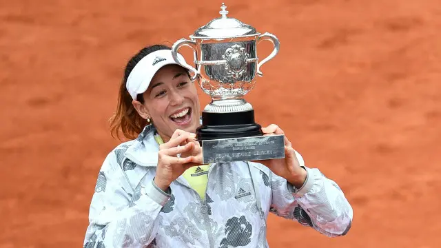 رواں برس برطانیہ میں منعقد ہونے والے عالمی شہرت یافتہ ٹینس ٹورنامنٹ ویمبلڈن کے آغاز سے ہی گاربین دنیا بھر کی توجہ کا مرکز رہیں گی