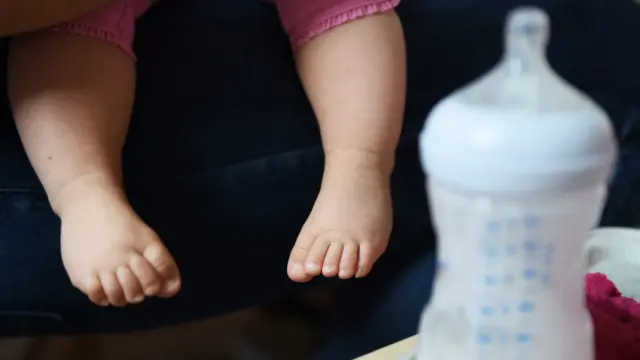 Кормление ребенка