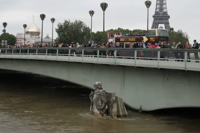 Статуя Зуава