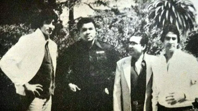 محمد علی کے ساتھ امیتابھ بچن، پرکاش مہرہ اور امیتابھ کے بھائی