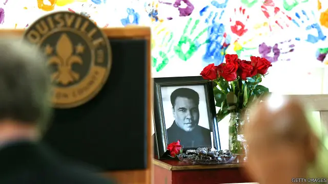 ’محمد علی نے نسل پرستی پر جو 25 سال قبل کہا تھا ان کے خیالات کی ایک سطر نکال کر اس پر بحث کرنا محمد علی سے ناانصافی ہے۔‘