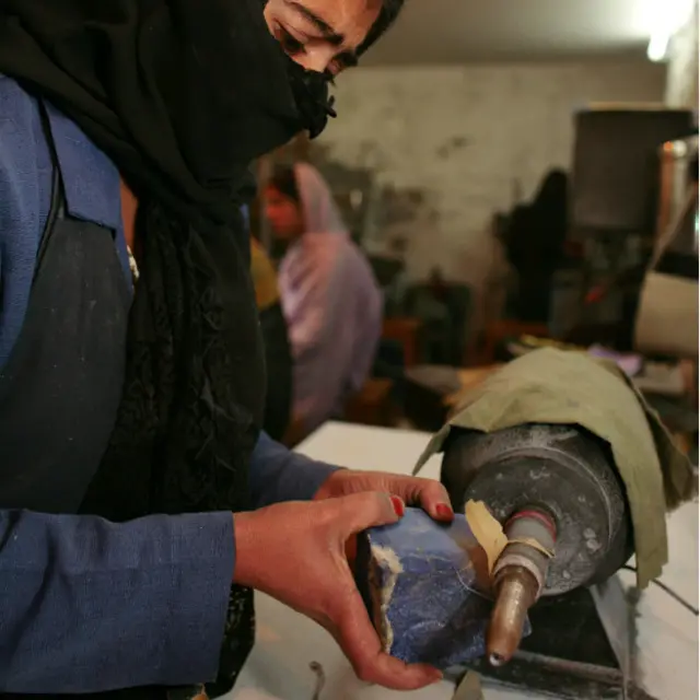 معدن لاجورد افغانستان از شهرت زیادی برخوردار است