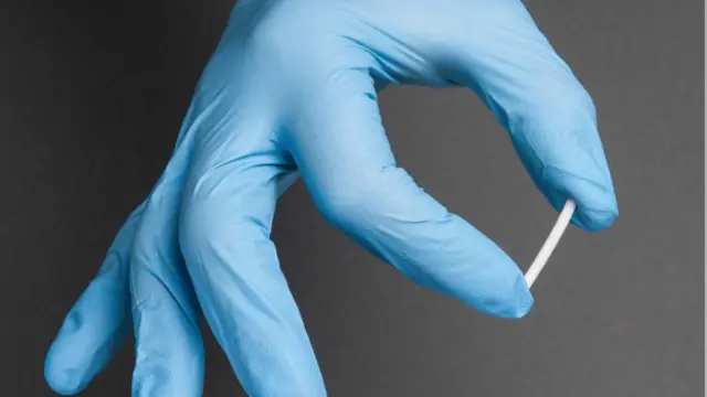 Buprenorphine adındaki bir ilaç için vücuda yerleştirilen bu implant, artık opioid bağımlılığını tedavide kullanılıyor. 