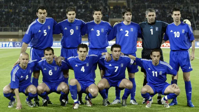 Yunanistan her ne kadar sıkıcı futbol oynamakla eleştirilse de 2004'te takım oyunuyla mutlu sona ulaşmayı başarmıştı.