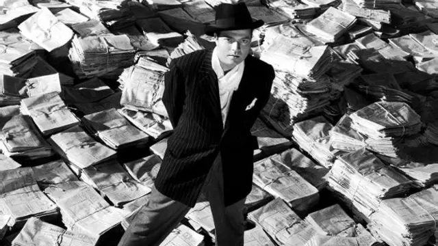 Filmning boshi jurnalistni sikdi.