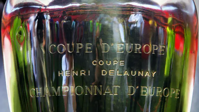 Avrupa Futbol Şampiyonası'nda verilen kupanın adı hâlâ Henri Delaunay.