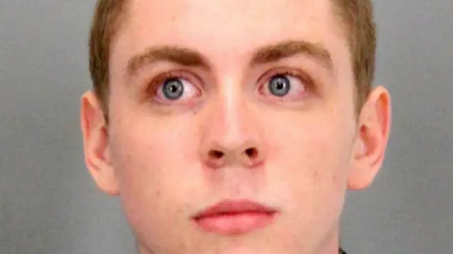 Brock Turner recibió 6 meses de cárcel como sentencia, pero en libertad condicional, por la violación de una joven.