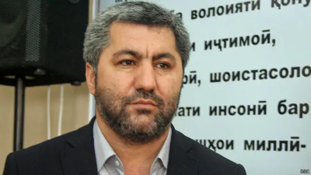 نام محیی الدین کبیری در فهرست افراد مورد جستجوی اینترپل در سایت رسمی این سازمان پیدا نیست