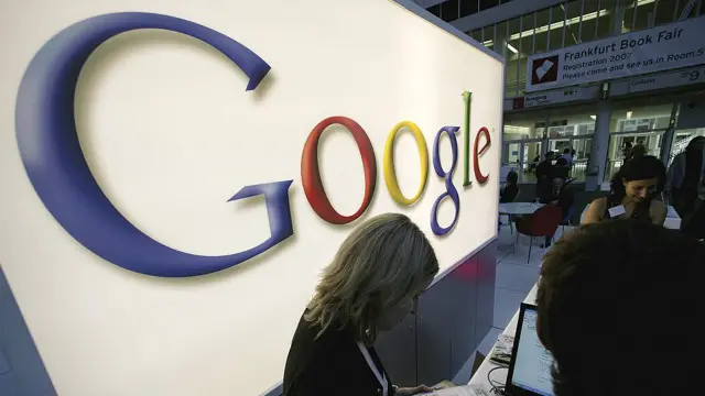 Sejumlah blogger dan vlogger mempertanyakan permintaan ICMI yang dinilai "diambil dengan berpikir singkat" itu.