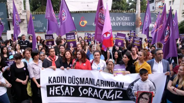 Kadın kuruluşları tepkili.