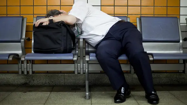 Практика инэмури считается совершенно отличной от ночного сна или даже от привычки прикорнуть днем