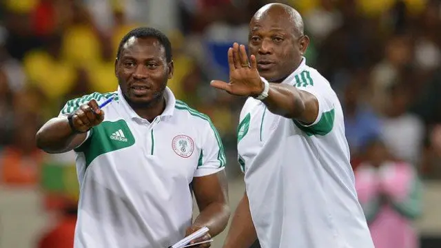 Keshi (kulia) na Daniel Amokachi.
