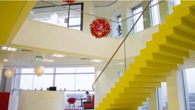 Кочівник у власному офісі? Працівники Lego у Лондоні не мають постійних робочих місць