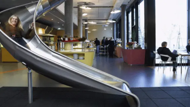 Чи працюватимете ви краще, якщо в офісі буде гірка?