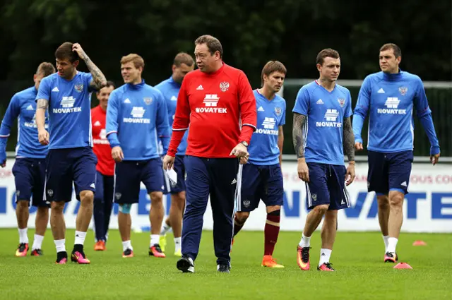 Сборная России под руководством Леонида Слуцкого подверглась критике после неубедительных товарищеских матчей