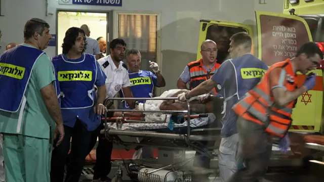 Раненых доставили в больницы Тель-Авива