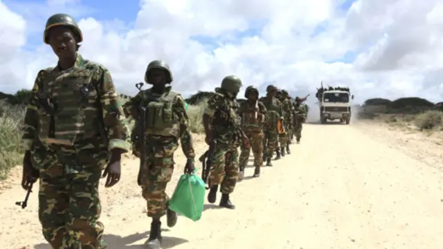 نیروهای اتحادیه آفریقا در سومالی - سخنگوی این نیروها از دفع حمله و تلفات سنگین الشباب خبر داده است